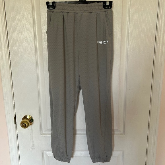 Two-pack Boys summer pants size 10/12 - Picture 2 of 7